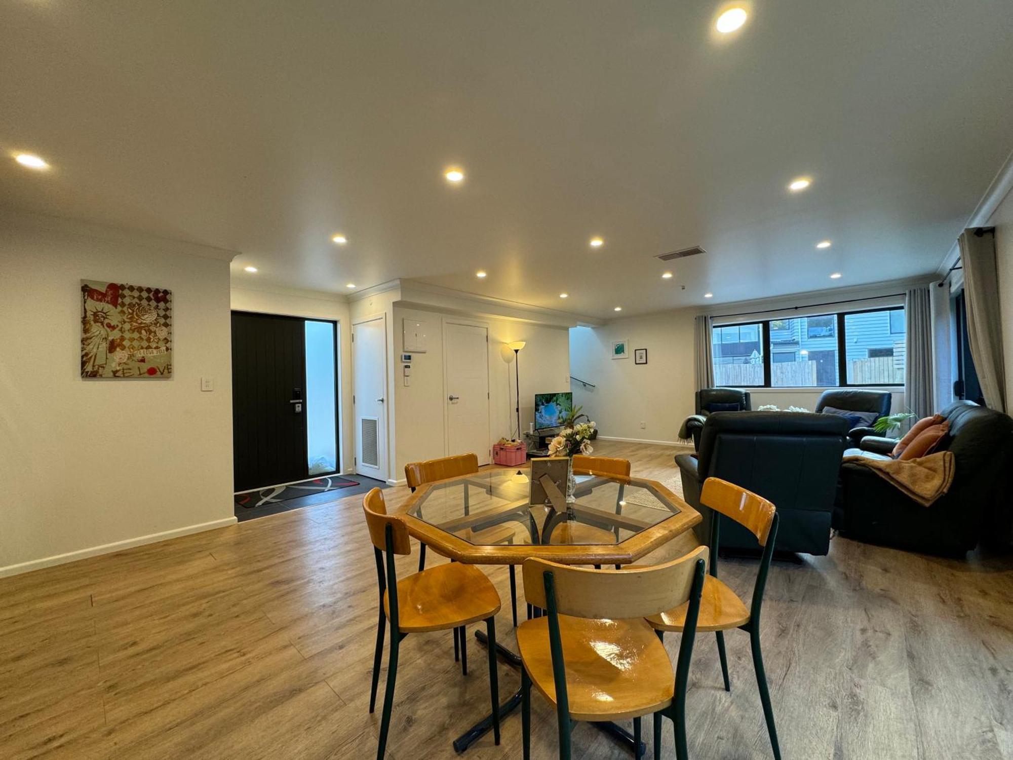 No Party Allowed, Entire Brand New 3 Bedroom Townhouse, Free Unlimited Fibre Wifi And Free Parking Wellington Exterior foto
