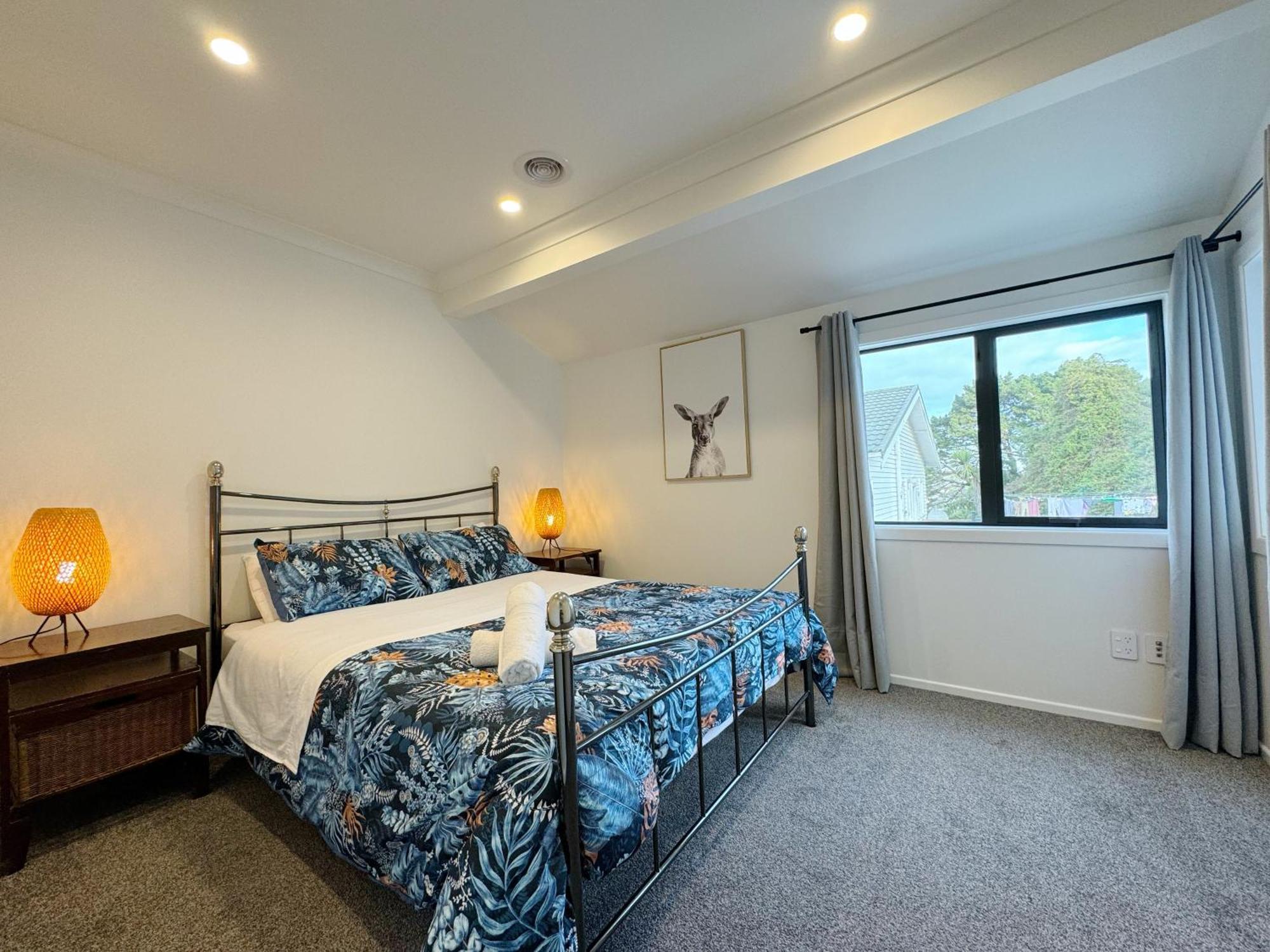 No Party Allowed, Entire Brand New 3 Bedroom Townhouse, Free Unlimited Fibre Wifi And Free Parking Wellington Exterior foto