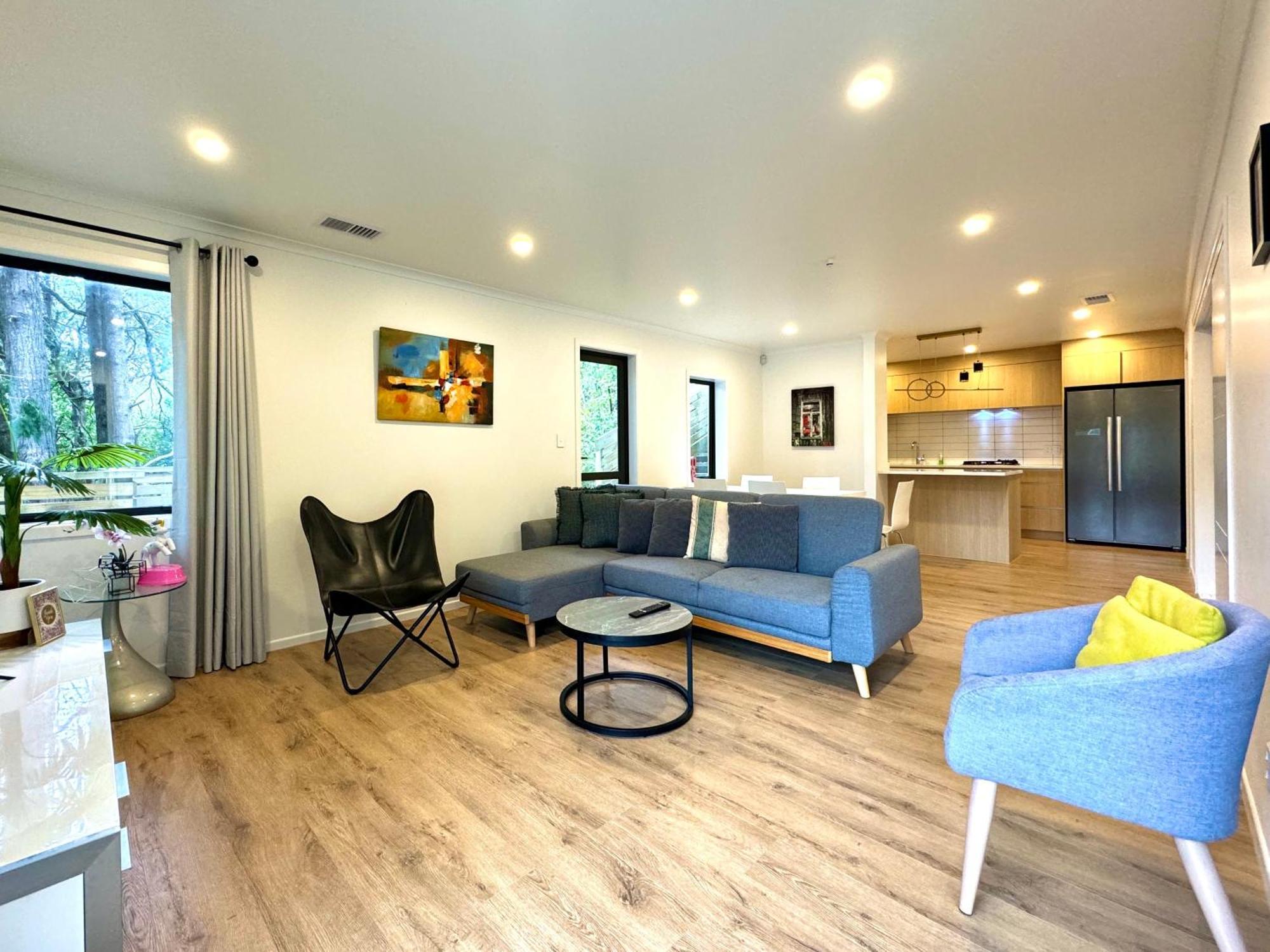 No Party Allowed, Entire Brand New 3 Bedroom Townhouse, Free Unlimited Fibre Wifi And Free Parking Wellington Exterior foto